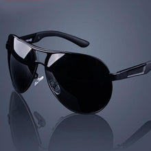 Load image into Gallery viewer, Classic Men Polarized Sunglasses